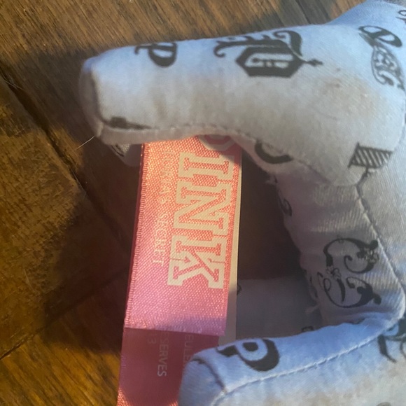 PINK Dog - Picture 2 of 2